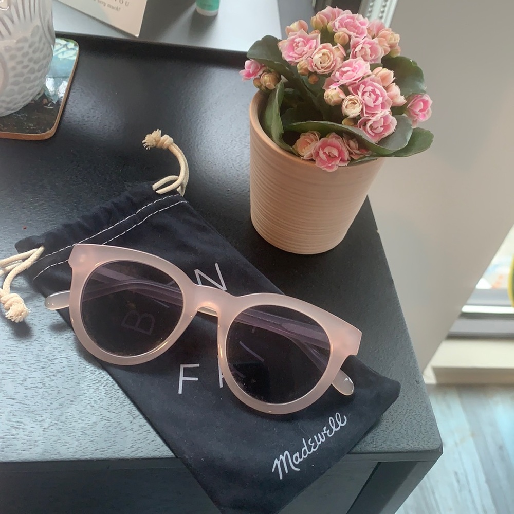 Pale Pink Madewell Sunnies 💕